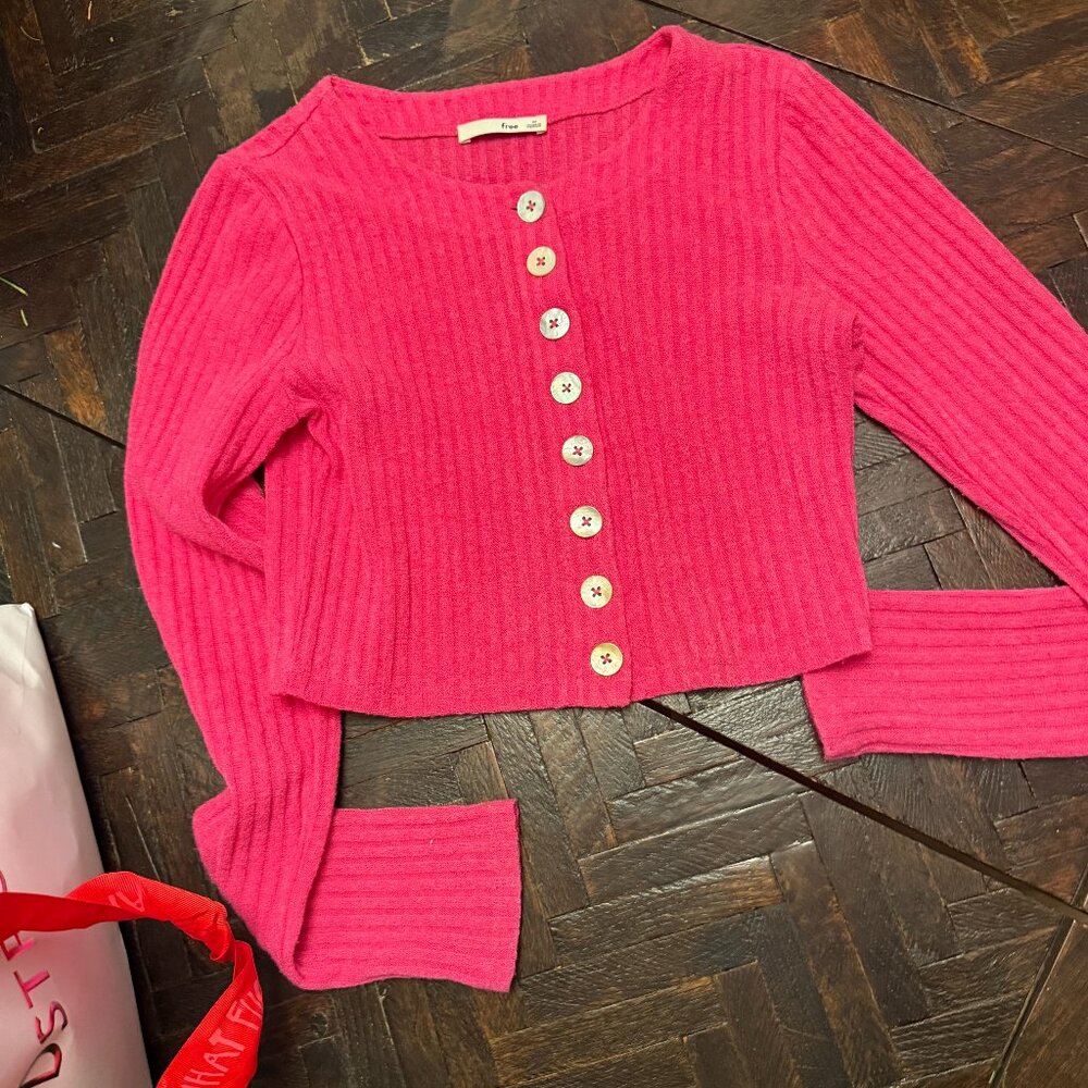 Aritzia Wilfred Free Pink Cardigan Button Up